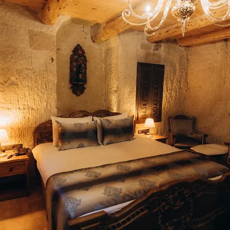 Mizan Cave Bed & Breakfast *